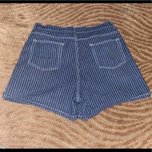 vintage Bill Blass pinstripe shorts